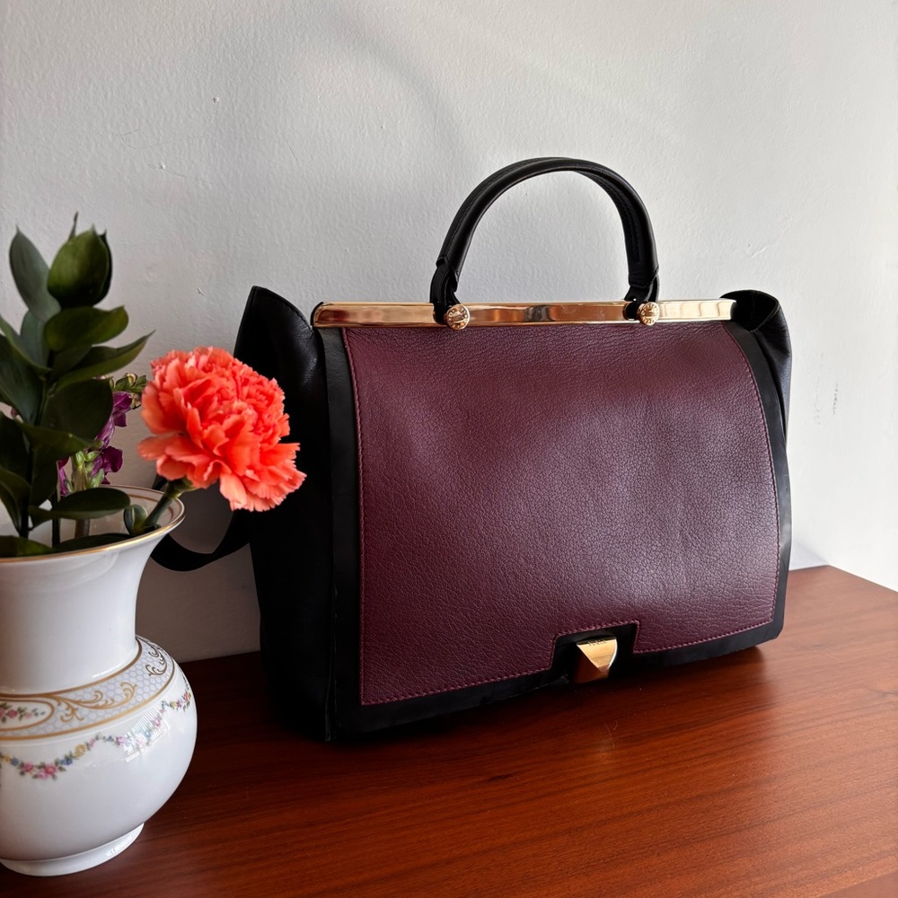 Elegant Furla Cortina Black and Burgundy Tote 2Way Flap Shoulder’s Bag